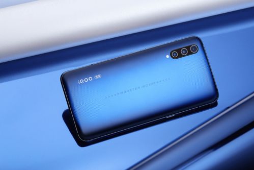 專治不服 618大戰中，2歲iQOO成功躋身安卓市場TOP2